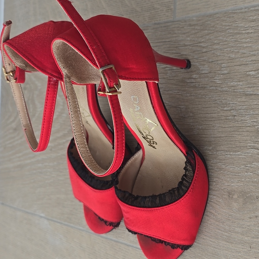 Darcos Tango Shoes - Elegant Red Heels with easy on Ankle Strap sz 35